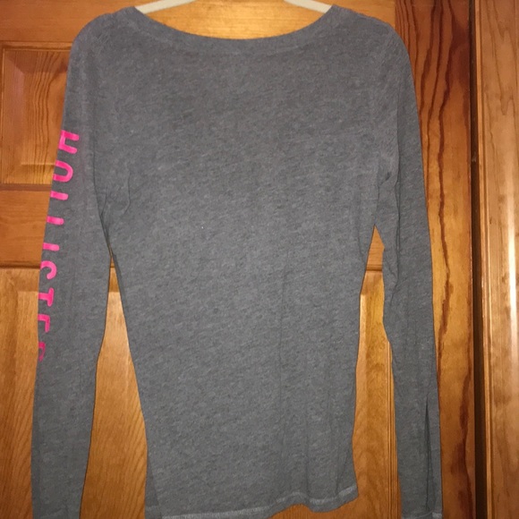 Gray Hollister shirt - Picture 2 of 2